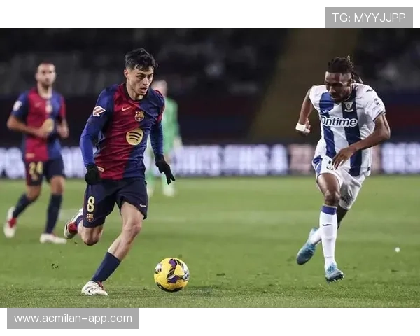 佩德里缺席惊现控球危机？巴萨三大前锋齐发力，力挽狂澜升至西甲第二